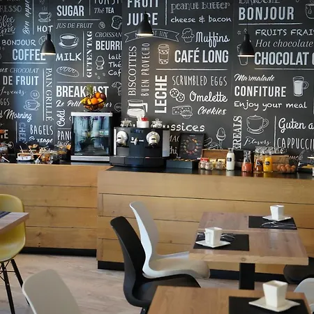 酒店 De Quebec 3*