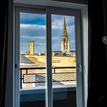 Alive De Quebec Hotel