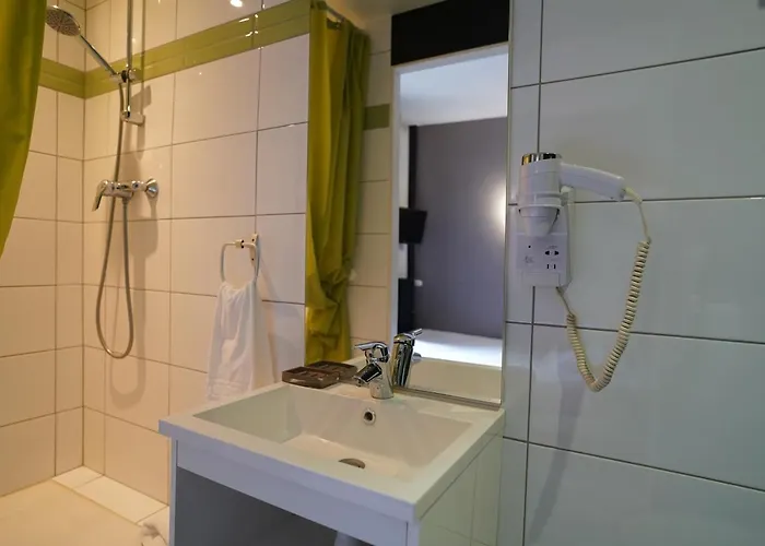 Alive De Quebec Hotell Rouen